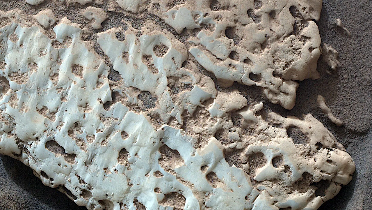 Credit: NASA/JPL-Caltech/MSSS Larger image