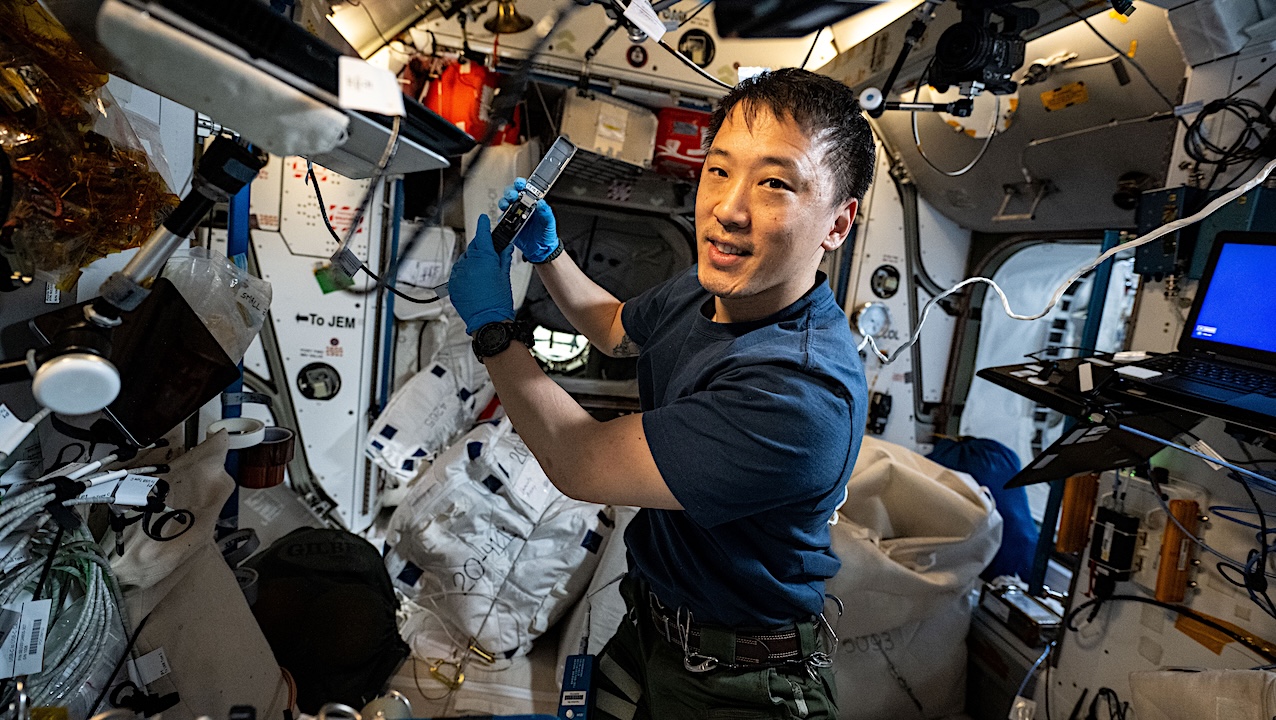 NASA astronaut Jonny Kim conducts research operations for the Noblis /Voyagerr DNA Decryption experiment iss073e0815503 (Sept. 26, 2025) larger image